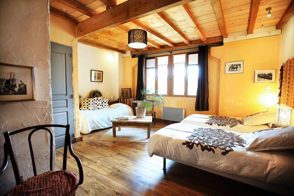 La Ferme Modele Hotell Châtillon-la-Palud Rum bild