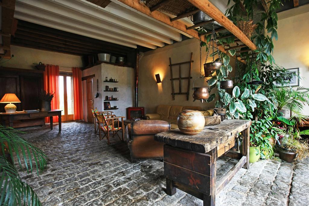 La Ferme Modele Hotell Châtillon-la-Palud Exteriör bild
